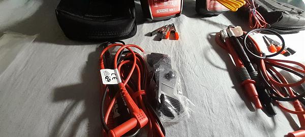 Продам 2 прибора