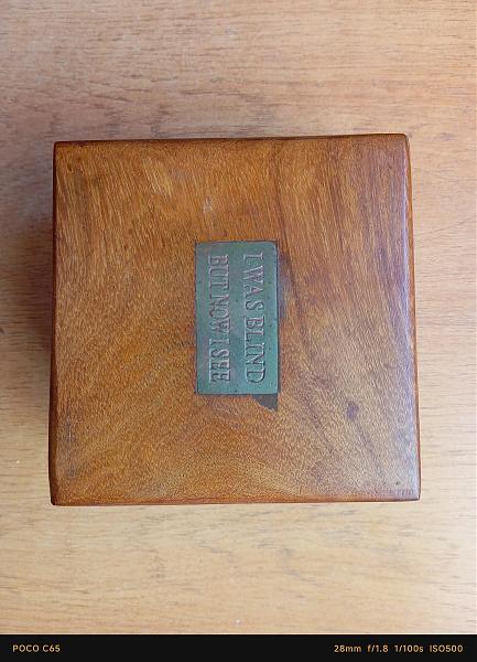 Продам Лупа плосковыпуклая