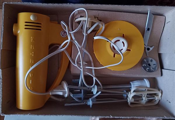 Продам Электро взбивалка