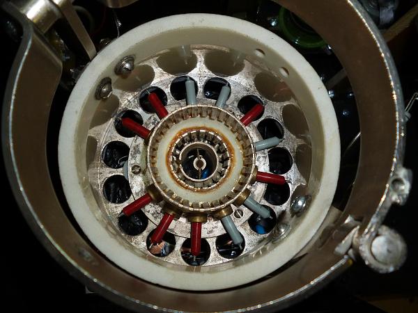 Куплю Проходные конденсаторы