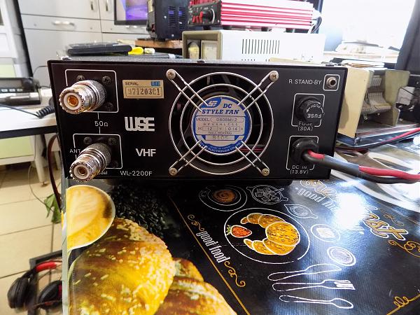 Продам Усилитель мощности на двойку WL - 2200F