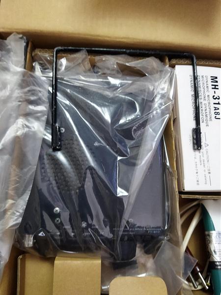 Продам Трансивер YAESU FT-817ND