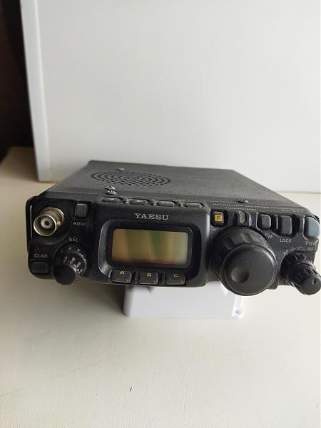 Продам Трансивер YAESU FT-817ND