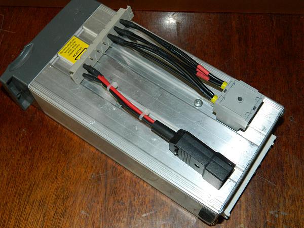 Продам Eaton apr48 53.6 Вольтов 31 Амперов программир