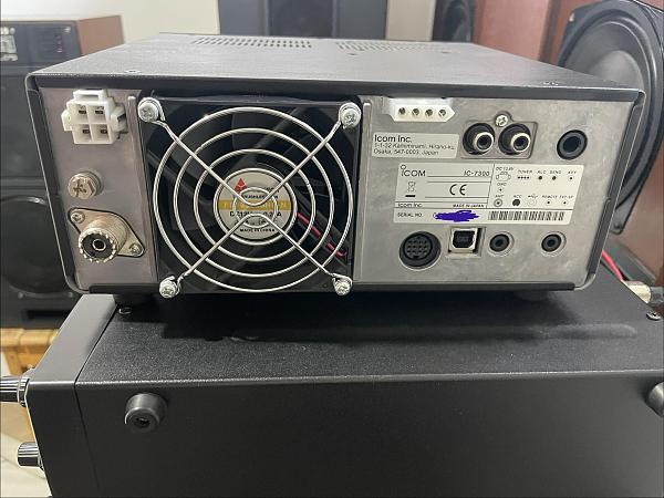 Продам Icom 7300