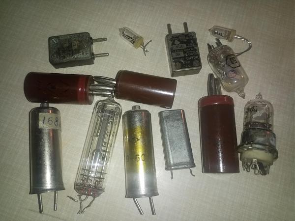 Продам Кварцы