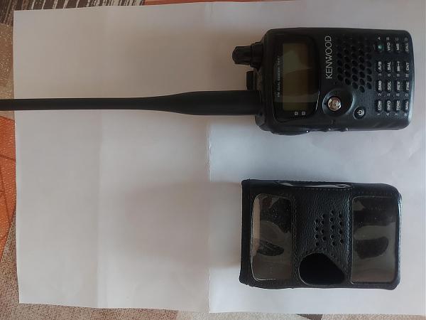 Продам Двухдиапазонная радиостанция Kenwood TH-F7