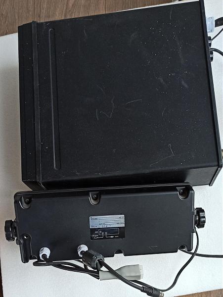 Продам Icom IC-M710