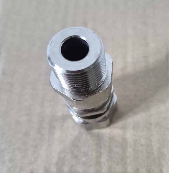 Продам Кабельный ввод 20S16A2FRC