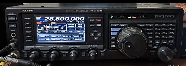 Продам Трансивер YAESU FTdx1200