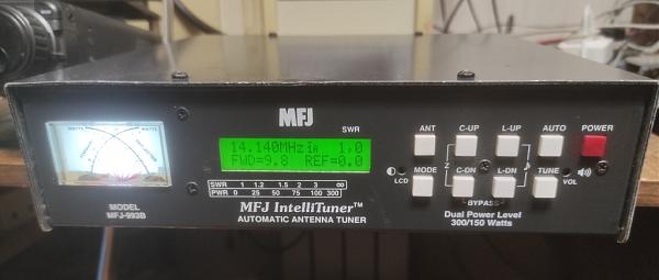 Продам Автоматический антенный тюнер MFJ-993B