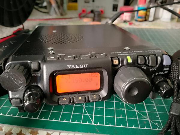Продам Трансивер Yaesu FT-817