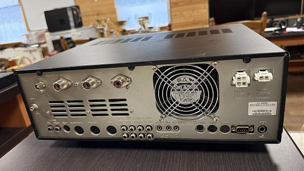 Продам Трансивер Yaesu FT-2000D (200 Вт)