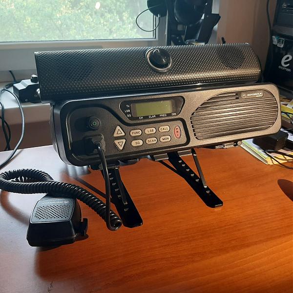 Продам Коротковолновой трансивер Motorola Micom2