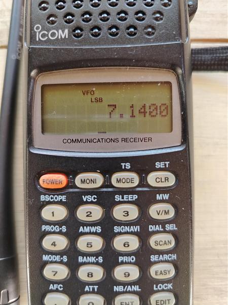 Продам icom ic-r10