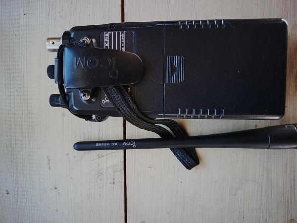 Продам icom ic-r10