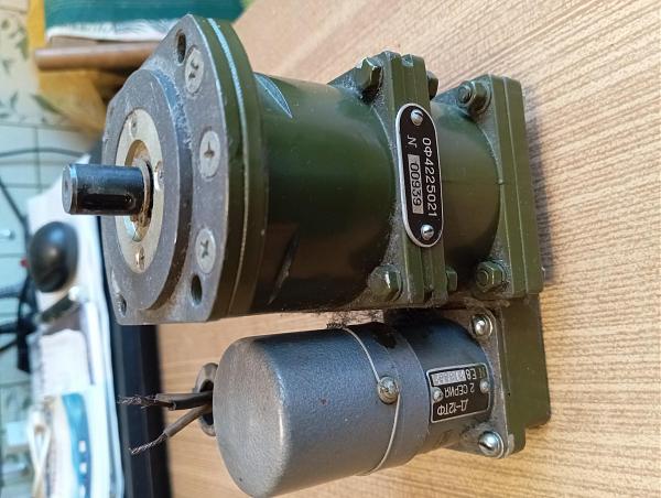 Продам редуктор Р-404