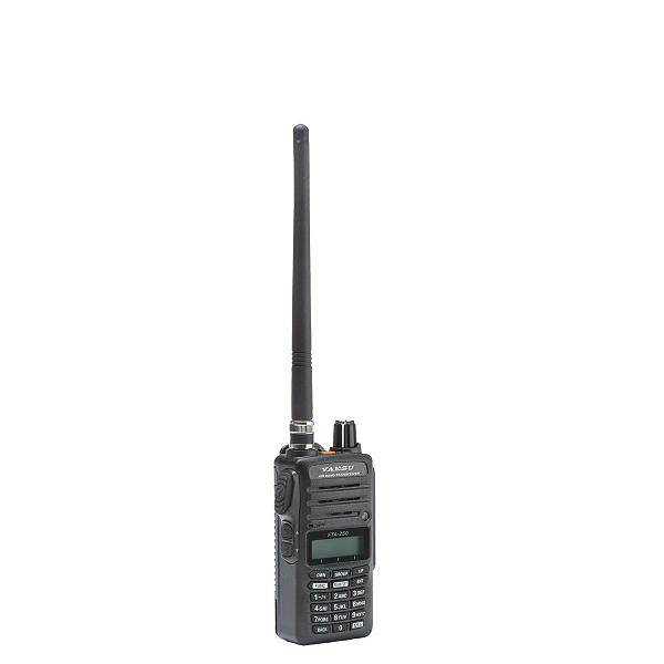 Продам Портативная авиационная радиостанция Yaesu FTA250L