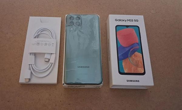 Продам Samsung Galaxy M33 8/128 ГБ, 2 SIM с новым АКБ