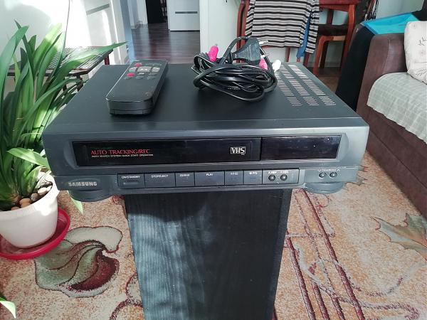 Продам Видеоприставка Samsung VQ-31R