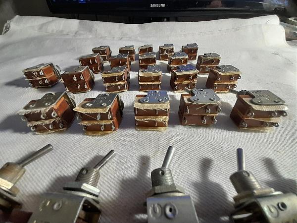 Продам Переключатель