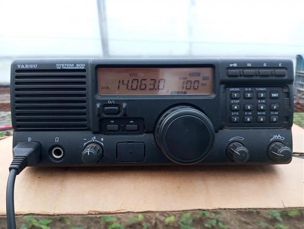 Продам yaesu system 600
