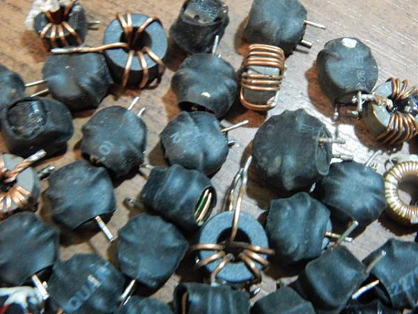 Продам Катушки, дроссели на ферритовых кольцах(47 шт)