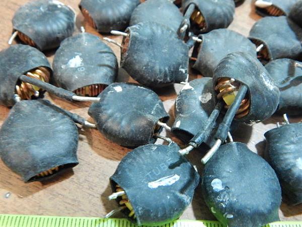 Продам Катушки, дроссели на ферритовых кольцах (33 шт)