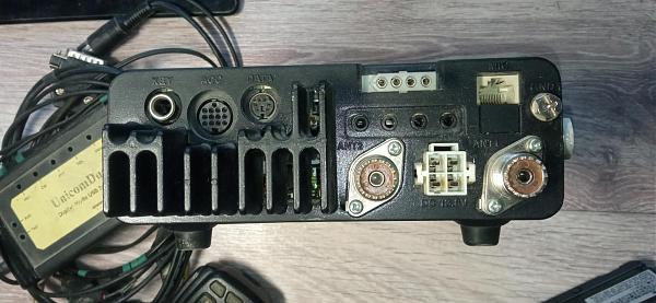 Продам icom 7000
