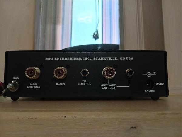 Продам подавитель помех эфирных MFJ-1025
