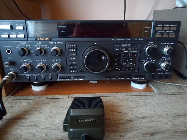Продам Трансивер YAESU FT-990