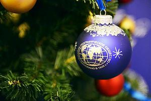 Поздравление с Новым 2017 Годом и Рождеством от Русского географического общества
