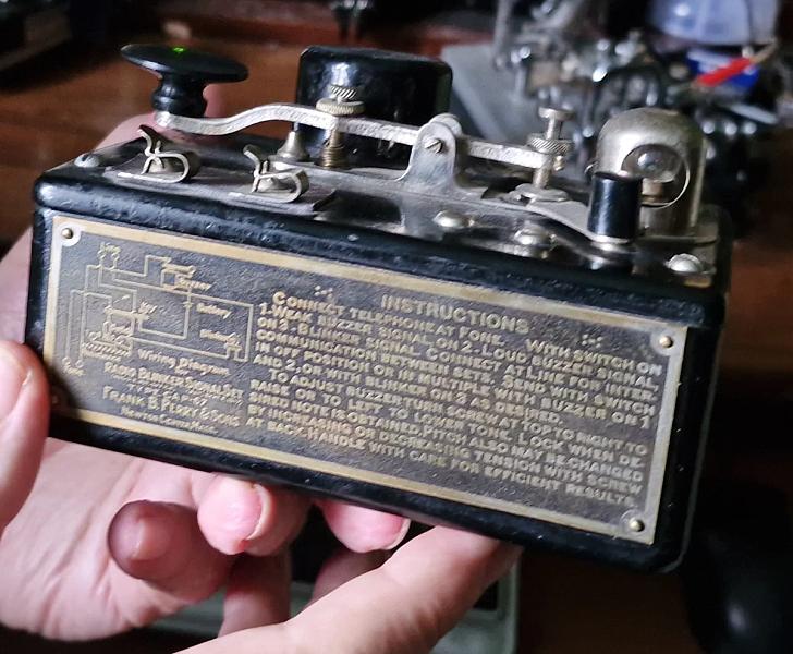 Radio Blinker Signal Set Type CAP-67